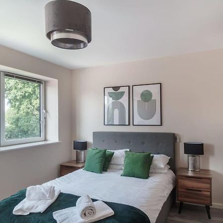 Amazing 1 Bed Apartment In Manchester - Sleeps 2 Buitenkant foto