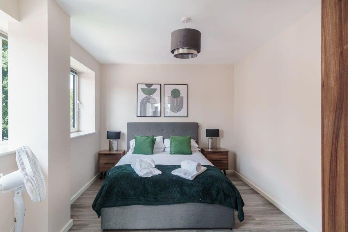 Amazing 1 Bed Apartment In Manchester - Sleeps 2 Buitenkant foto